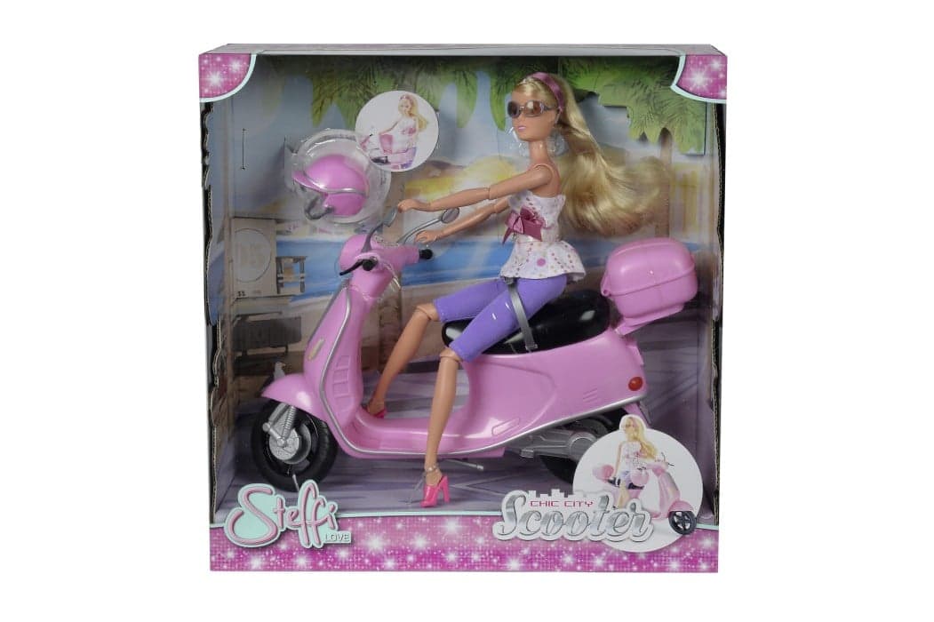 Steffi På Scooter